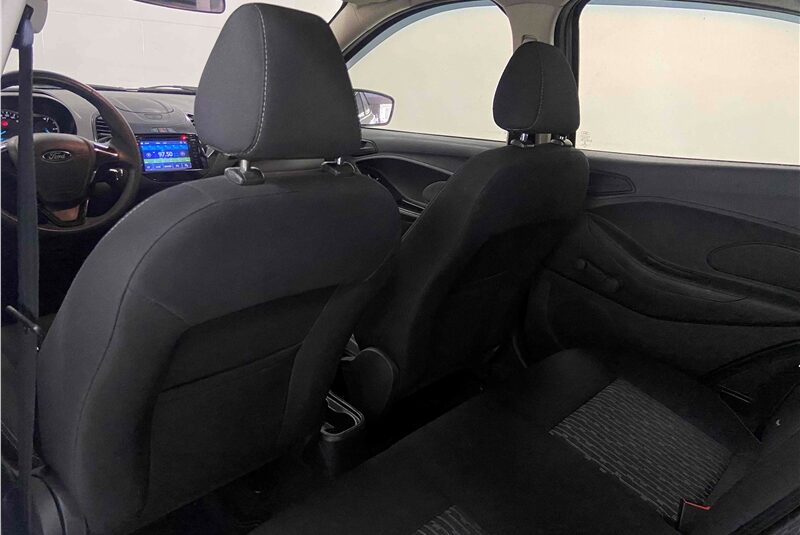 FORD KA SEDAN 1.0 SE PLUS 12V FLEX 4P MANUAL 2017