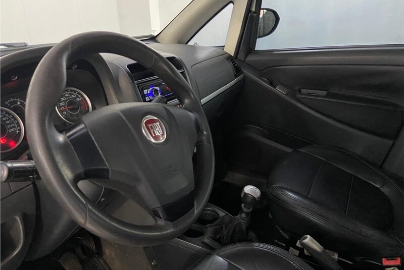 FIAT IDEA 1.6 MPI ESSENCE 16V FLEX 4P MANUAL 2012