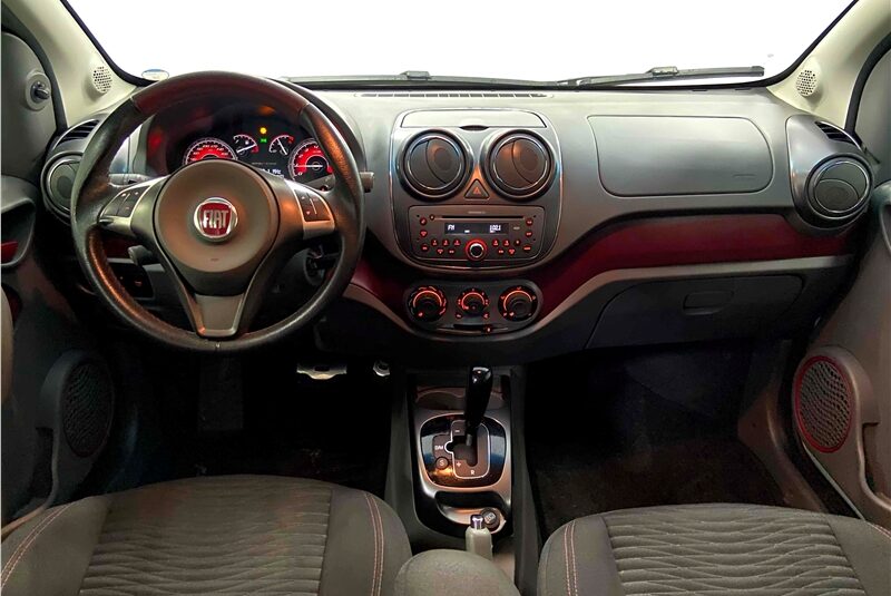 FIAT PALIO 1.6 MPI SPORTING 16V FLEX 4P AUTOMÁTICO 2014