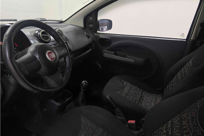 FIAT UNO 1.0 VIVACE 8V FLEX 2P MANUAL 2012