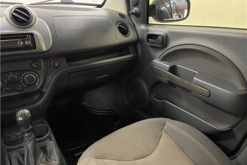FIAT UNO 1.0 EVO WAY 8V FLEX 4P MANUAL 2014