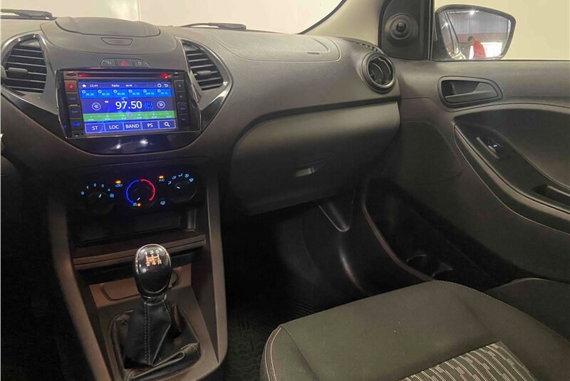 FORD KA SEDAN 1.0 SE PLUS 12V FLEX 4P MANUAL 2017