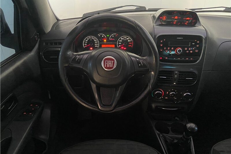 FIAT PALIO 1.8 MPI ADVENTURE WEEKEND 16V FLEX 4P MANUAL 2019