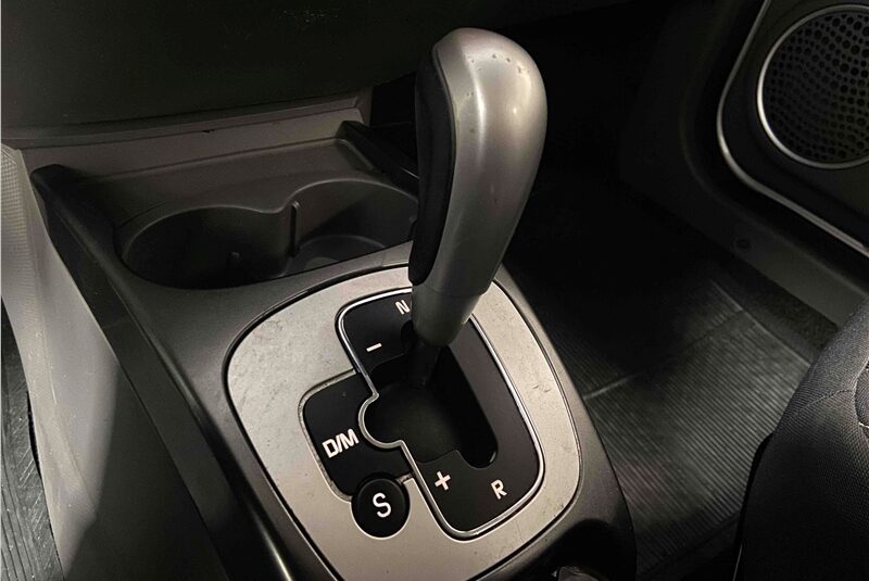 FIAT PALIO 1.6 MPI ESSENCE 16V FLEX 4P AUTOMÁTICO 2013