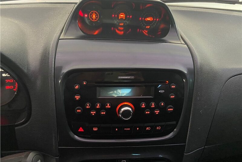 FIAT PALIO 1.8 MPI ADVENTURE WEEKEND 16V FLEX 4P MANUAL 2019