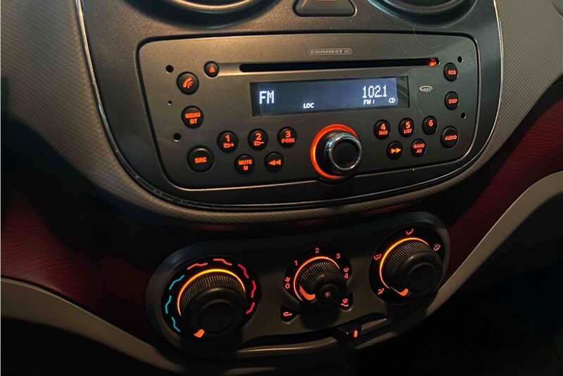 FIAT PALIO 1.6 MPI SPORTING 16V FLEX 4P AUTOMÁTICO 2014