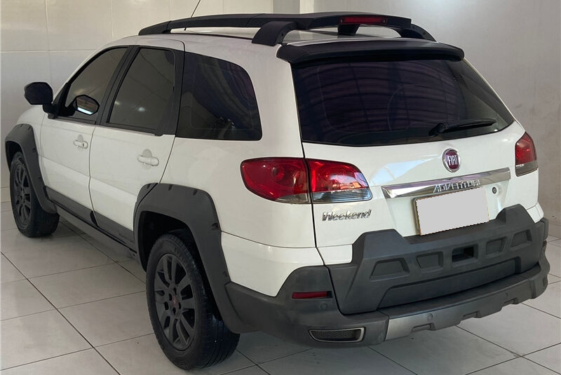 FIAT PALIO 1.8 MPI ADVENTURE WEEKEND 16V FLEX 4P MANUAL 2019