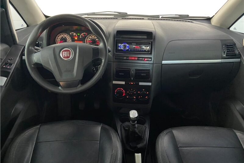 FIAT IDEA 1.6 MPI ESSENCE 16V FLEX 4P MANUAL 2012
