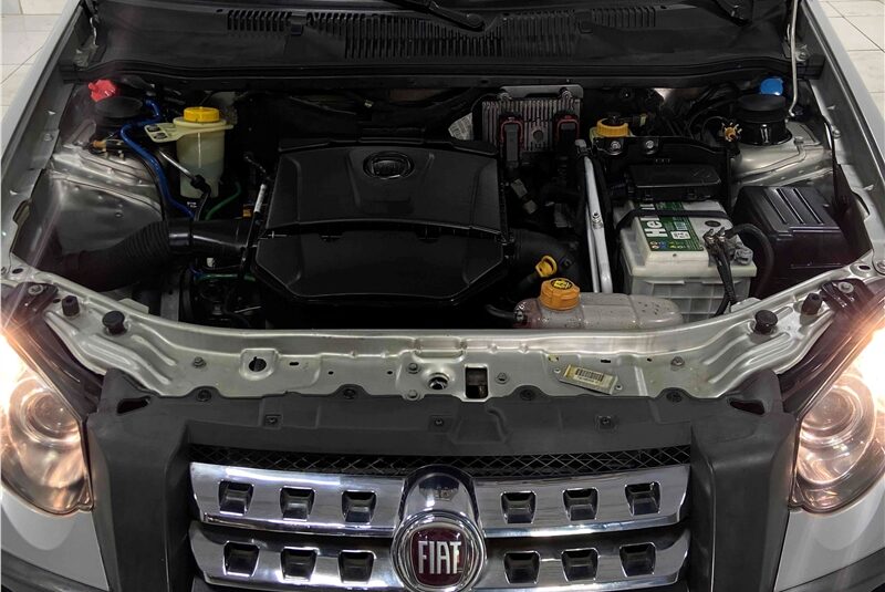 FIAT PALIO 1.8 MPI ADVENTURE WEEKEND 16V FLEX 4P AUTOMÁTICO 2012